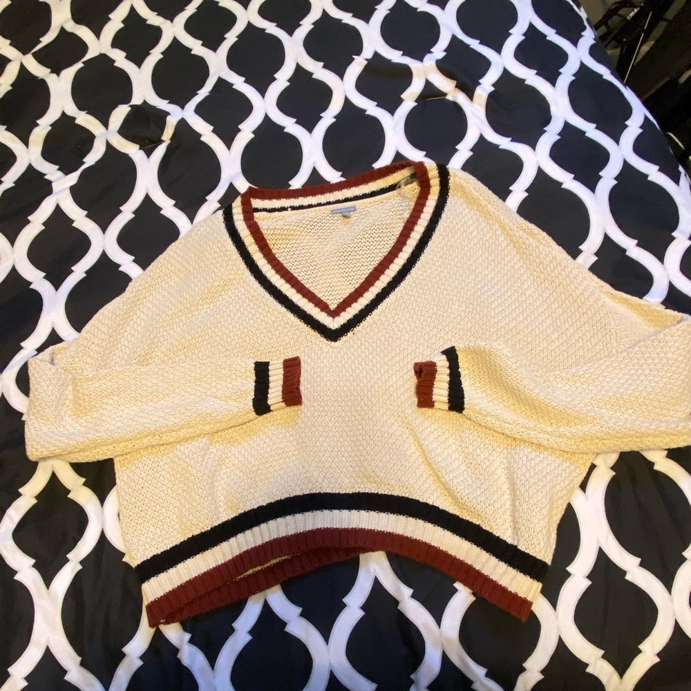 Cropped see through sweater